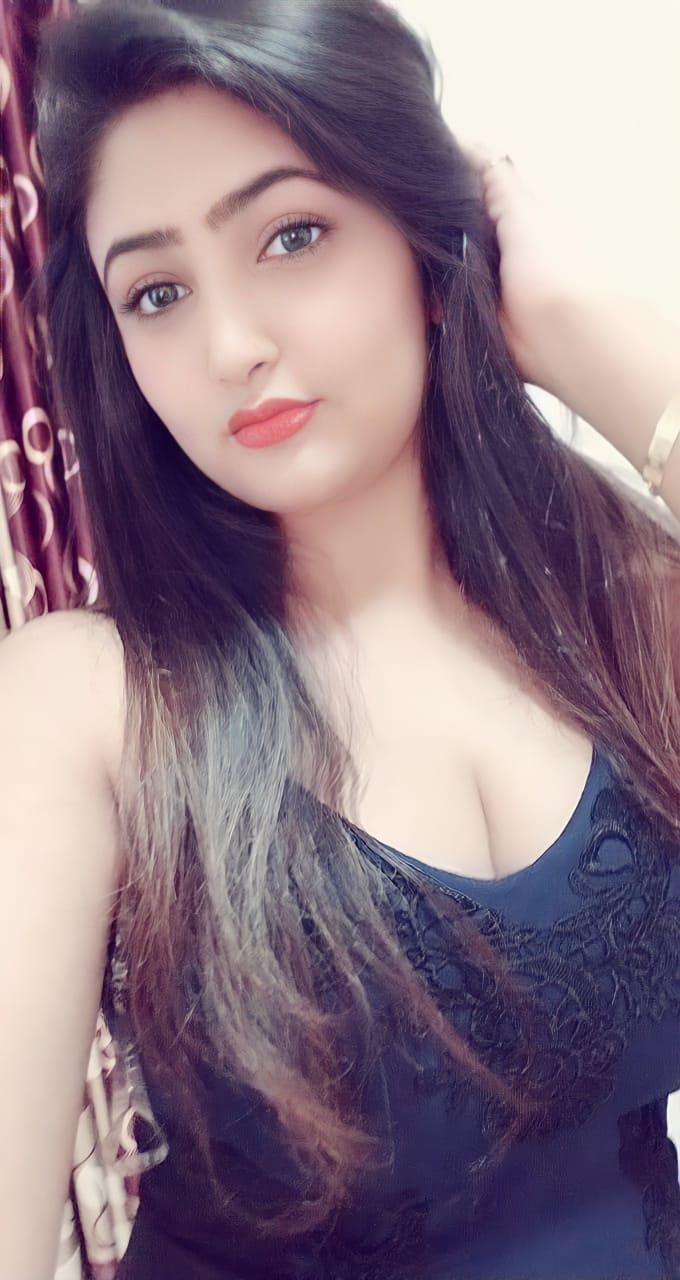 Yabancı Bodrum Escort Lea Kendi Yatağında Sizi İstiyor