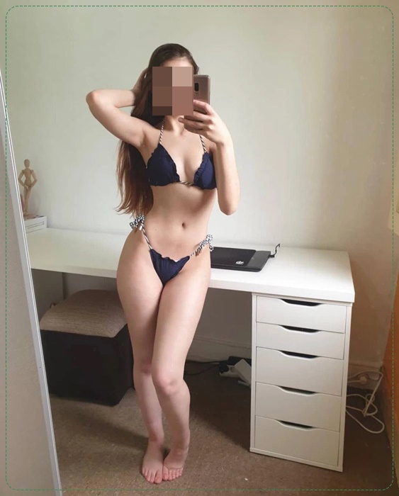 İzmir Escort Kristina Eve otele gelen Sarışın Rus Güzeli