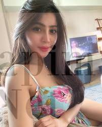 Seksi çıtır Bağcılar escort Reyhan’dan kolay kolay bulamazsınız