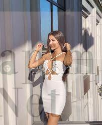 Eve gelen Beylikdüzü escort Yasemin dudakları ile tahrik ediyor