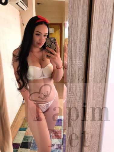 Aşk dolu geceler için genç Kartal escort Meyra