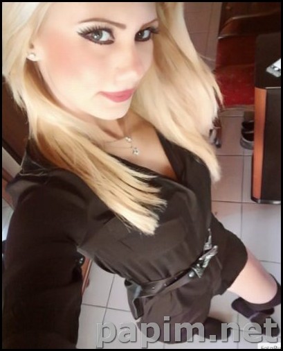 Üniversite öğrencisi genç Ankara escort bayan Ebru