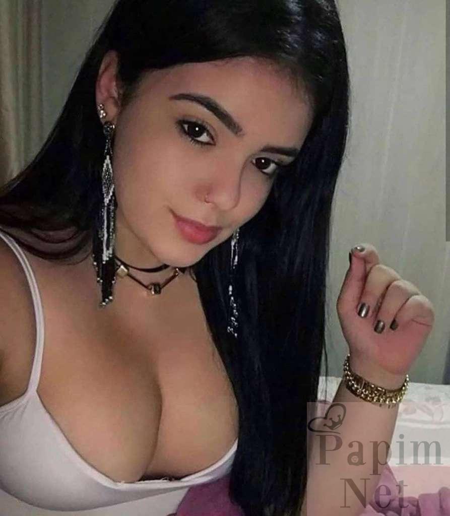 Azgın Alanya escort bayan Necla sizlere masajda yapıyor