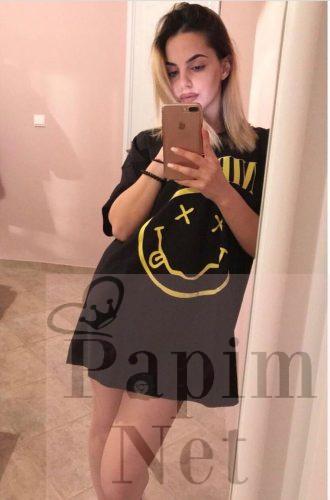 Nerede Olursa Görüşme Kabul Eden Escort Nesrin