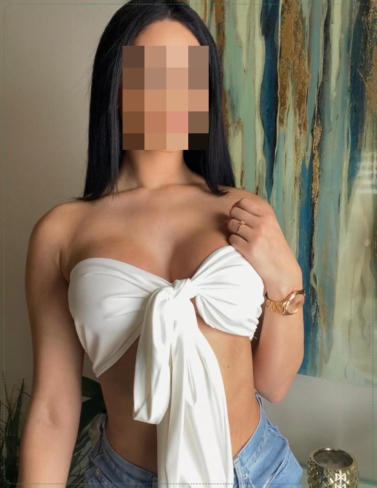 Konya VİP Escort Ela Kaliteli Seks Görüşmesi Yapıyor