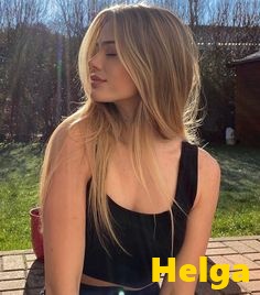 İzmir Ukraynalı Escort Helga Vip Hizmetler Sunuyor